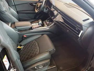 Q8 50 TDI QU S-LINE AHK ACC PANO B&O VALCONA SHZ