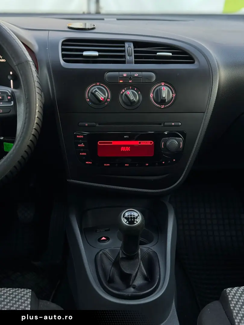 SEAT LEONVSSZZZ1PZAR061330