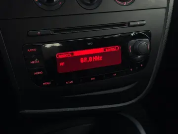 SEAT LEONVSSZZZ1PZAR061330