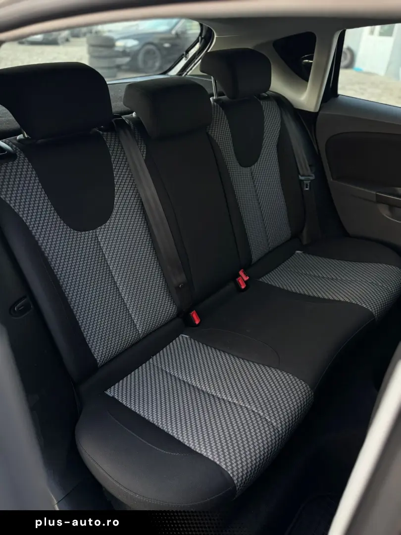 SEAT LEONVSSZZZ1PZAR061330