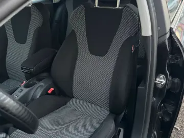 SEAT LEONVSSZZZ1PZAR061330