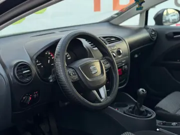 SEAT LEONVSSZZZ1PZAR061330