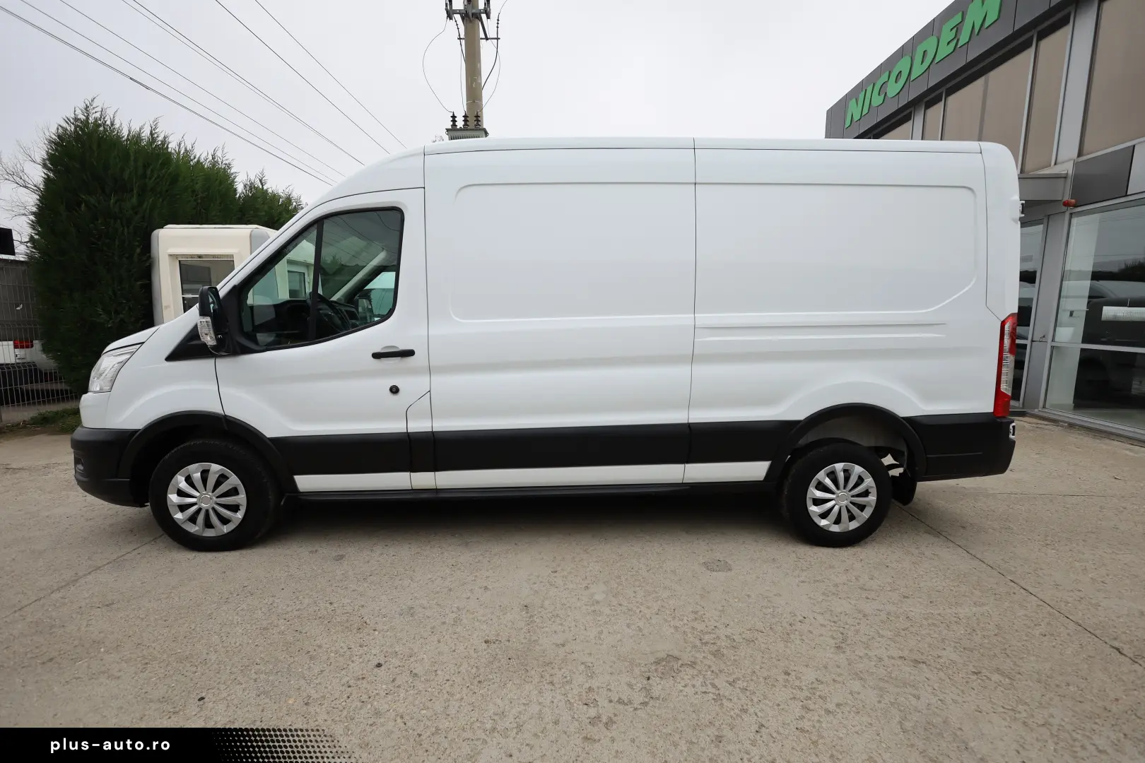 Ford Transit L3H2 2.0D 130CP