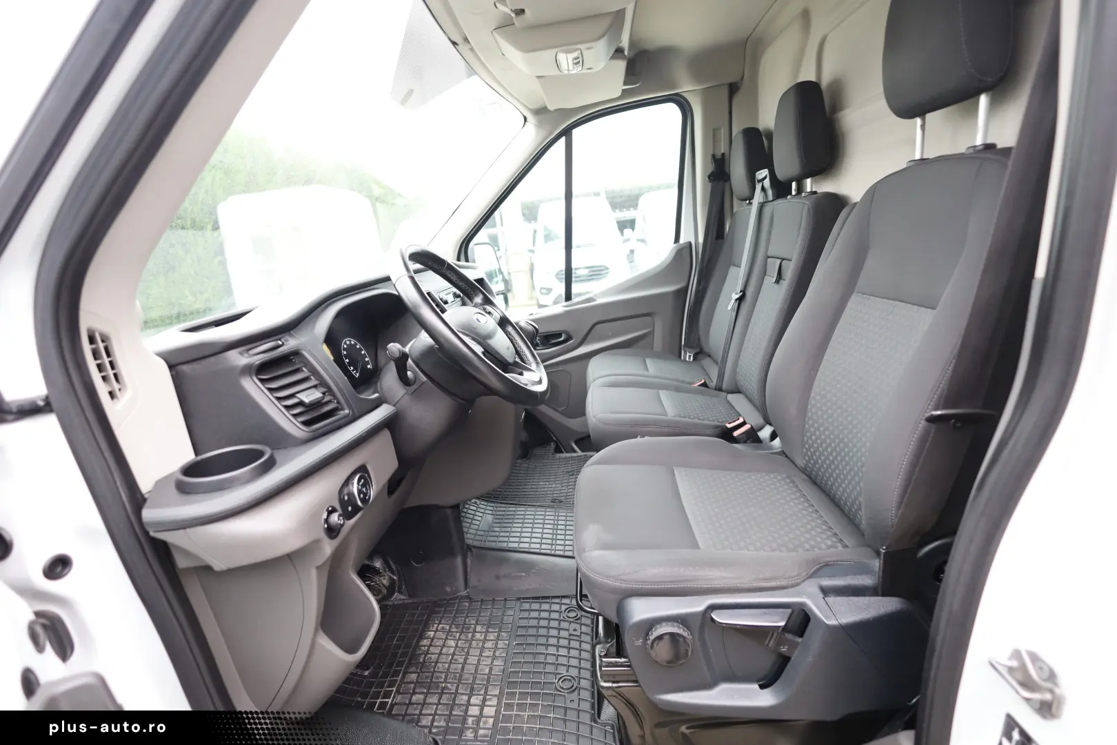 Ford Transit L3H2 2.0D 130CP