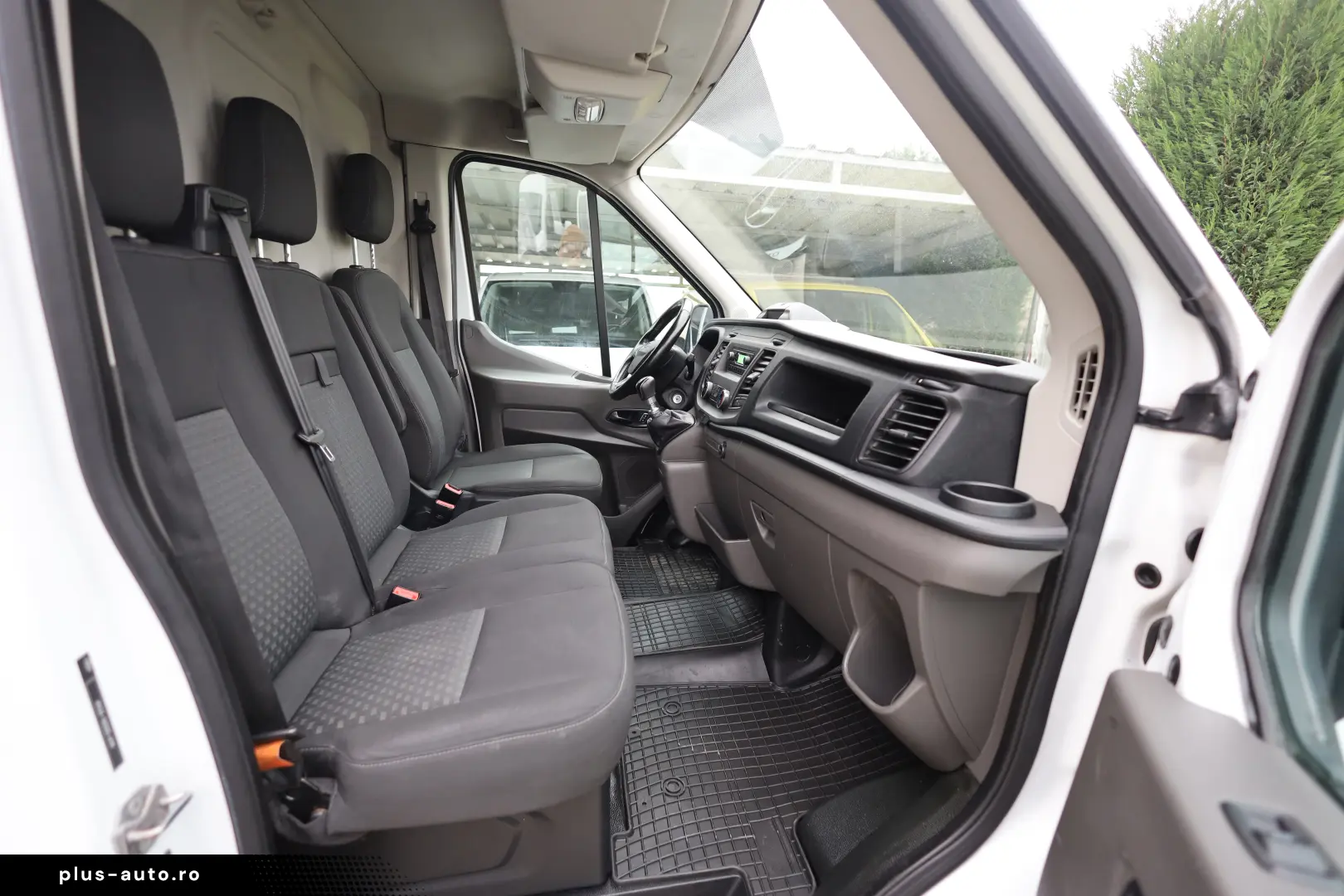 Ford Transit L3H2 2.0D 130CP