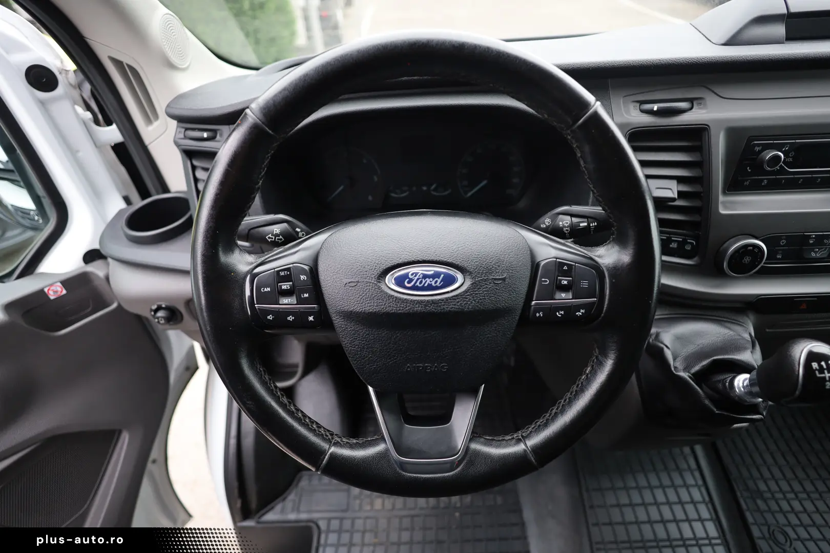 Ford Transit L3H2 2.0D 130CP