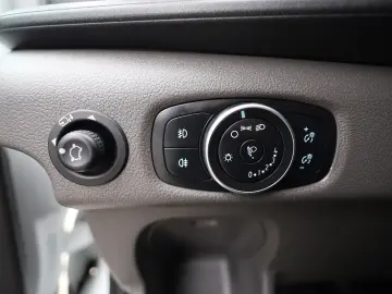 Ford Transit L3H2 2.0D 130CP