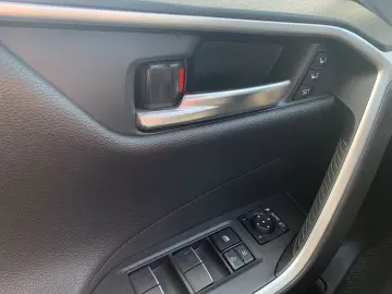 RAV 4 Plug-in Hybrid 4x4 2.5 TECHNIK STYLE-PAKET