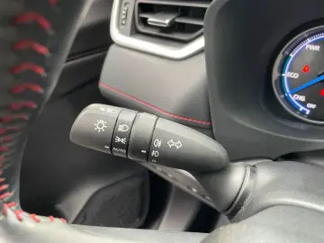 RAV 4 Plug-in-Hybrid Technik-Paket  HUD Navi LED