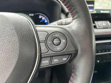 RAV 4 Plug-in-Hybrid Technik-Paket  HUD Navi LED