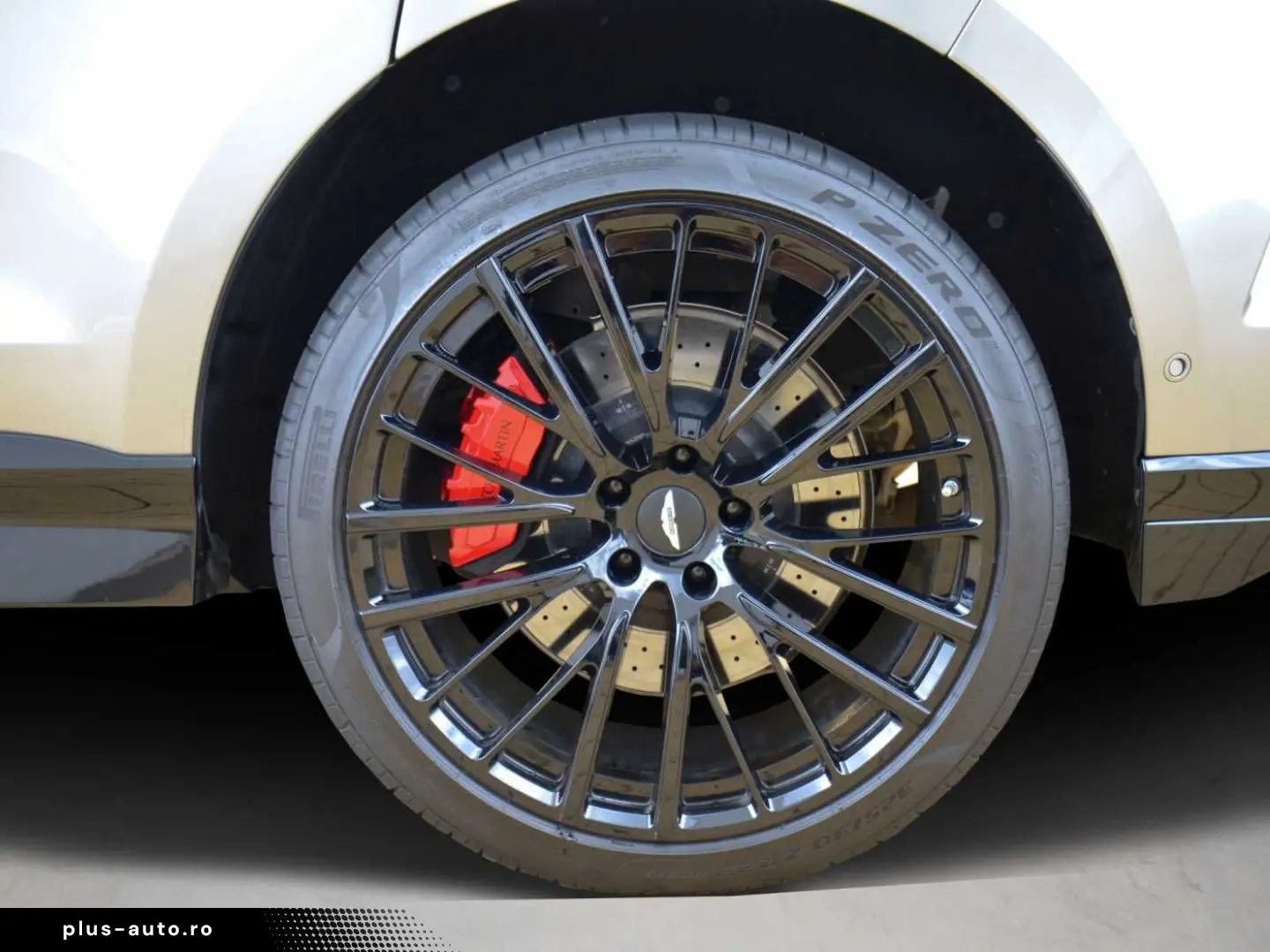 ASTON MARTIN DBX707 MY 2025