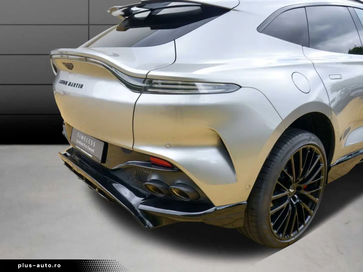 ASTON MARTIN DBX707 MY 2025