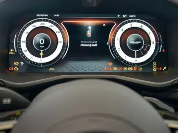 ASTON MARTIN DBX707 MY 2025