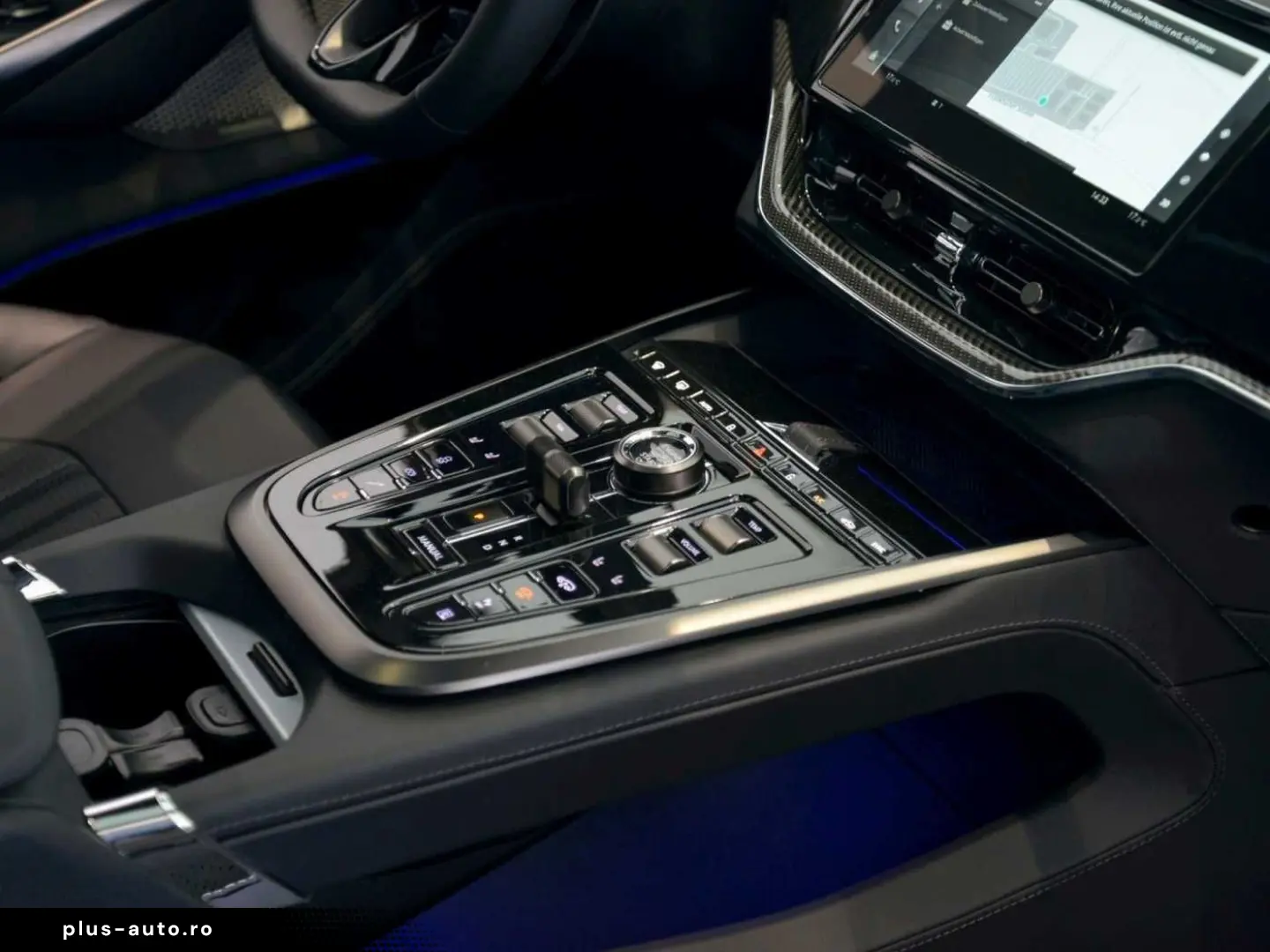 ASTON MARTIN DBX707 MY 2025