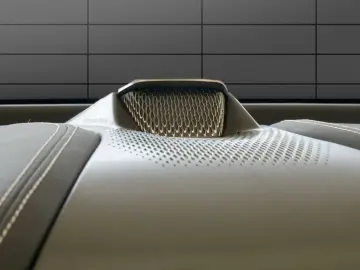 ASTON MARTIN DBX707 MY 2025