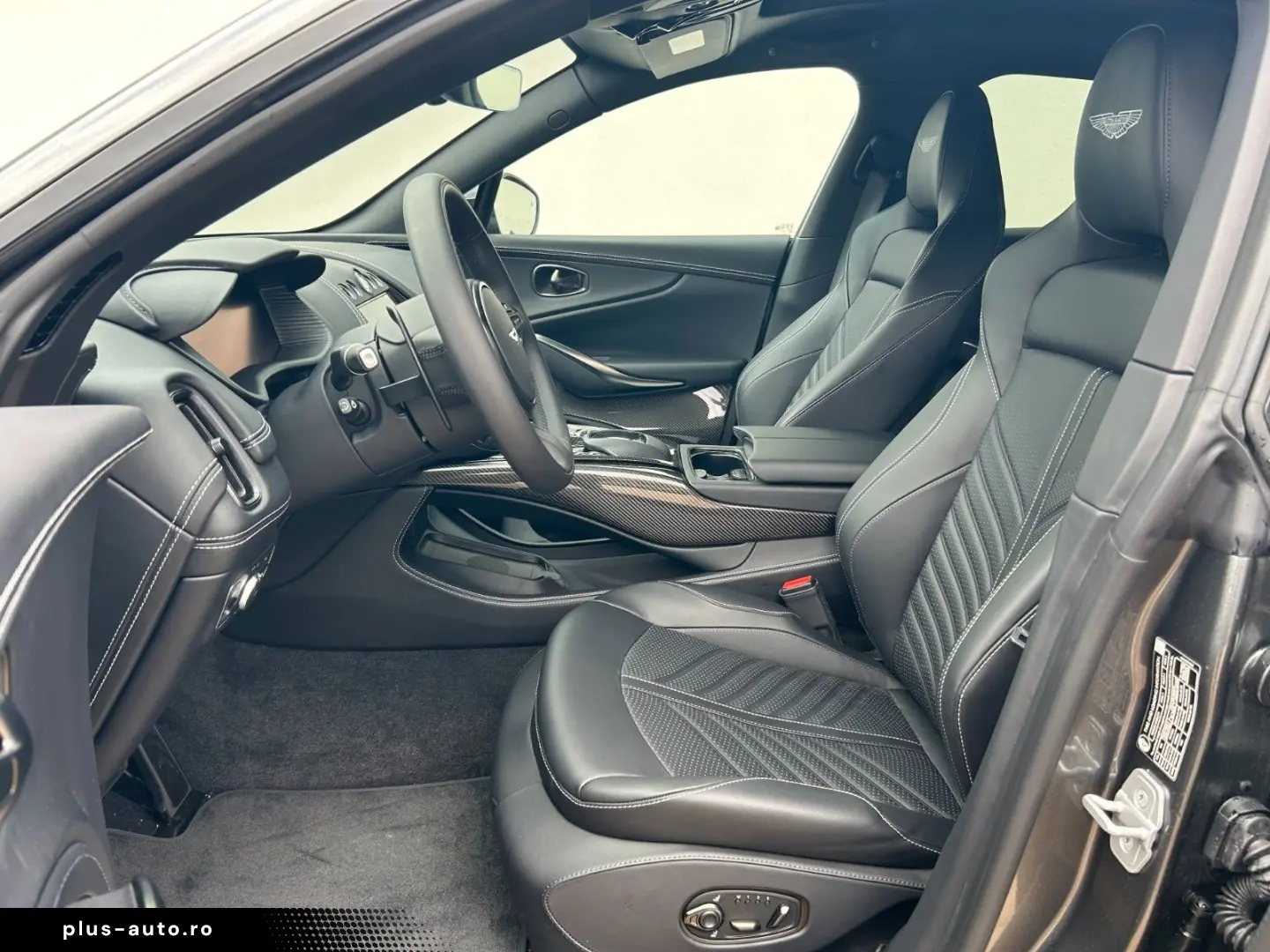 ASTON MARTIN DBX707 - Aston Martin Memmingen