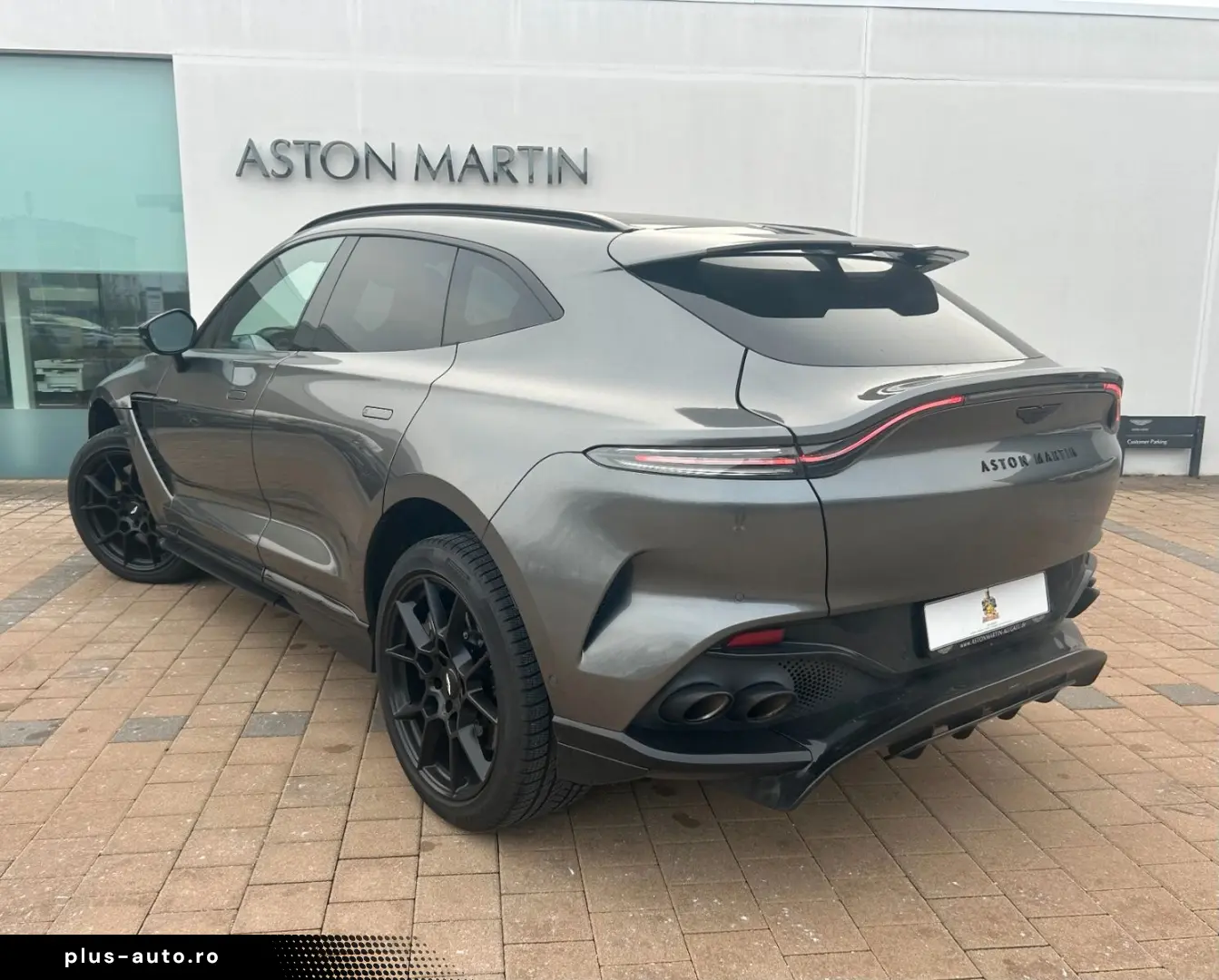 ASTON MARTIN DBX707 - Aston Martin Memmingen