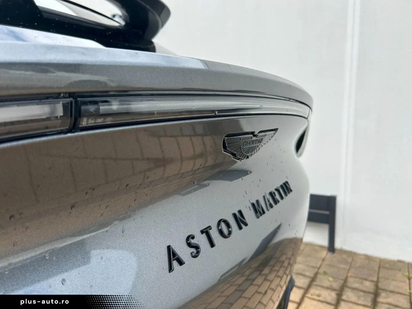 ASTON MARTIN DBX707 - Aston Martin Memmingen