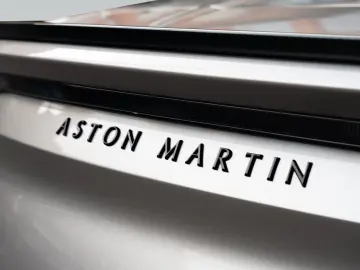 ASTON MARTIN DBS770 Ultimate Volante   Carbon Fibre Seats