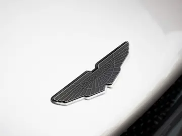 ASTON MARTIN DBS770 Ultimate Volante   Carbon Fibre Seats