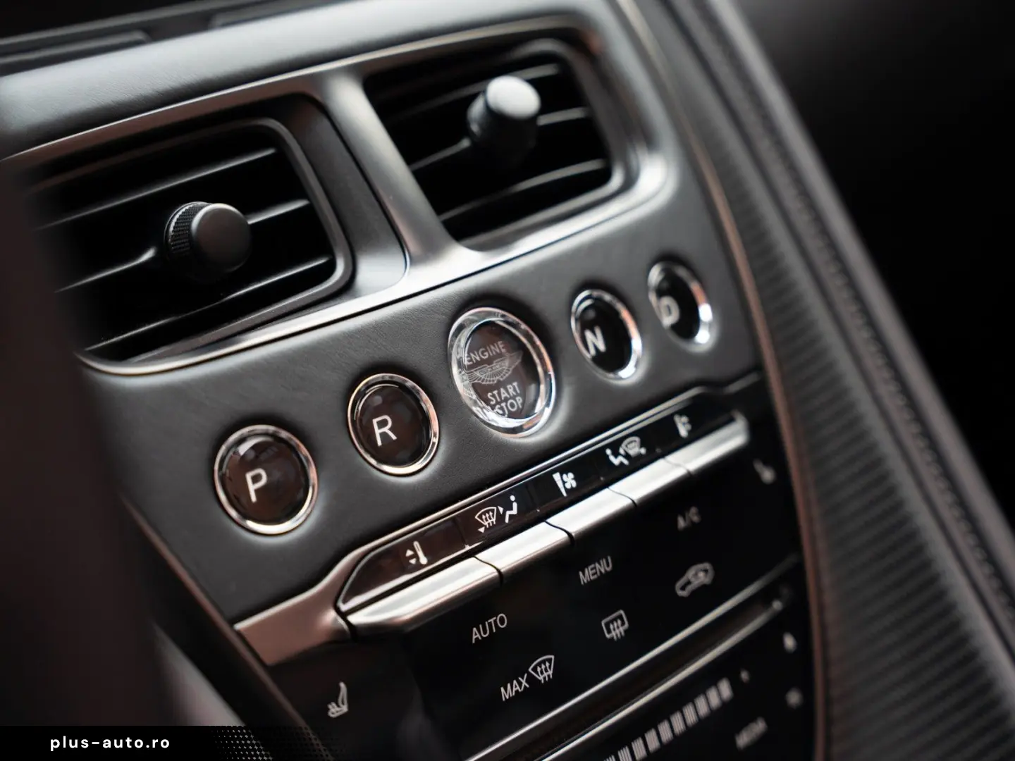 ASTON MARTIN DBS770 Ultimate Volante   Carbon Fibre Seats