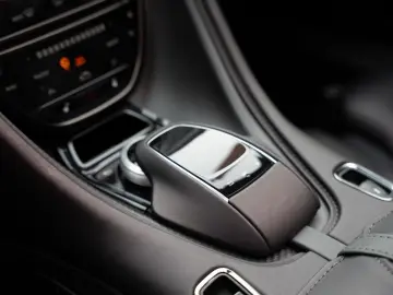 ASTON MARTIN DBS770 Ultimate Volante   Carbon Fibre Seats