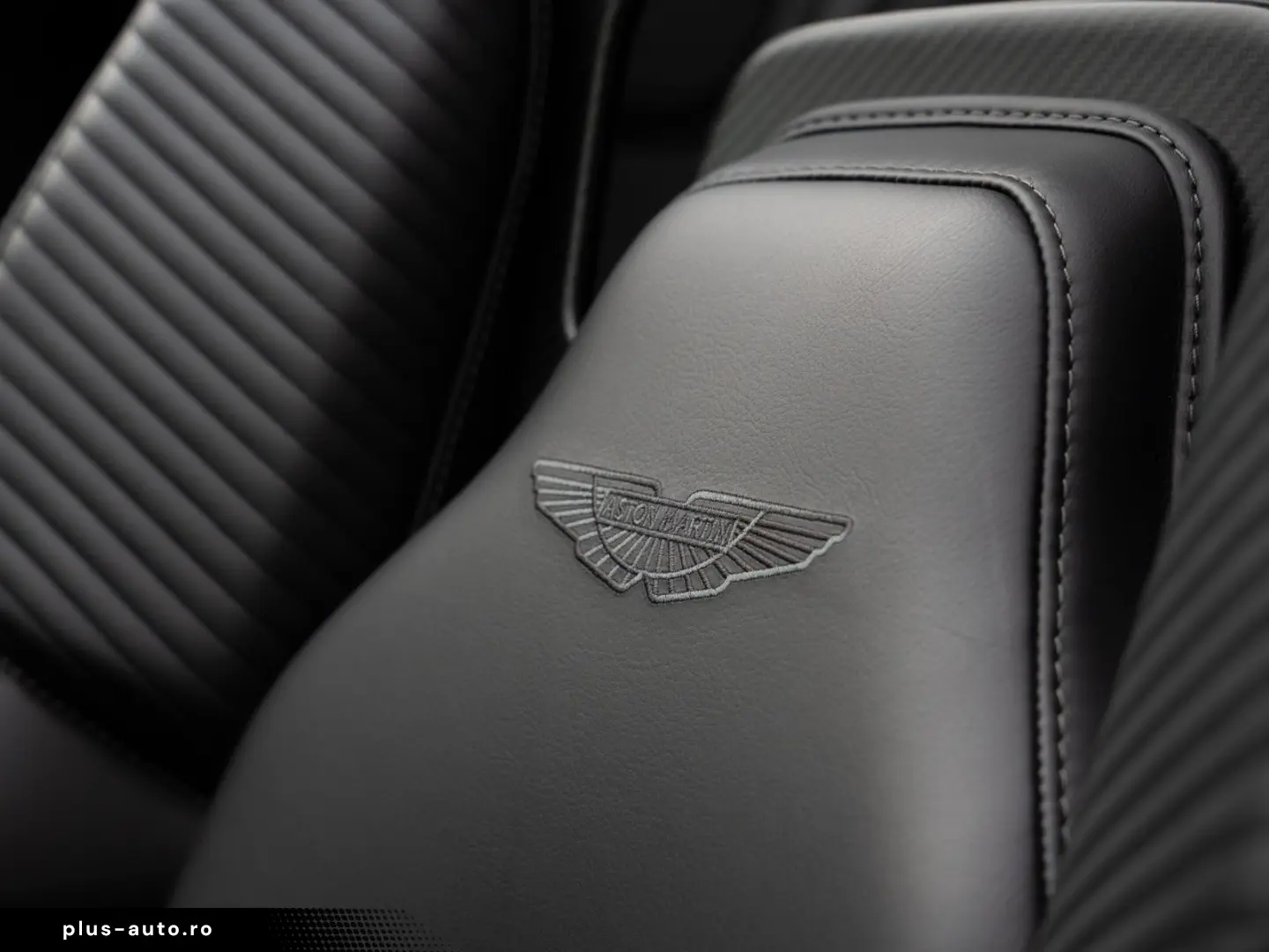 ASTON MARTIN DBS770 Ultimate Volante   Carbon Fibre Seats