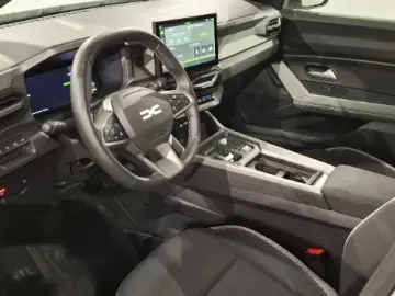 DACIA BIGSTER 1.8 Hybrid 155 Journey