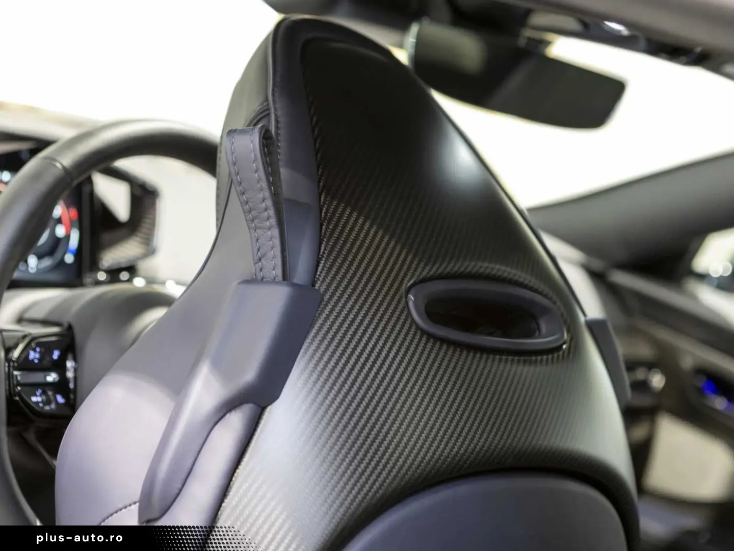 ASTON MARTIN V12 Vanquish -Ultramarine Black-