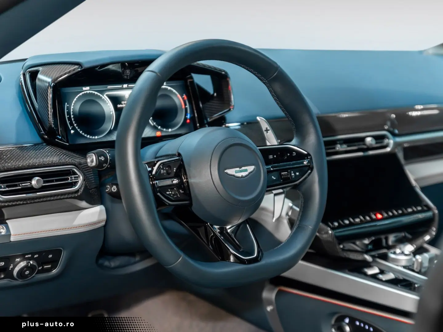 ASTON MARTIN Vanquish   Full Spec   Full Carbon Exterior