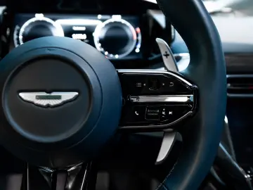 ASTON MARTIN Vanquish   Full Spec   Full Carbon Exterior