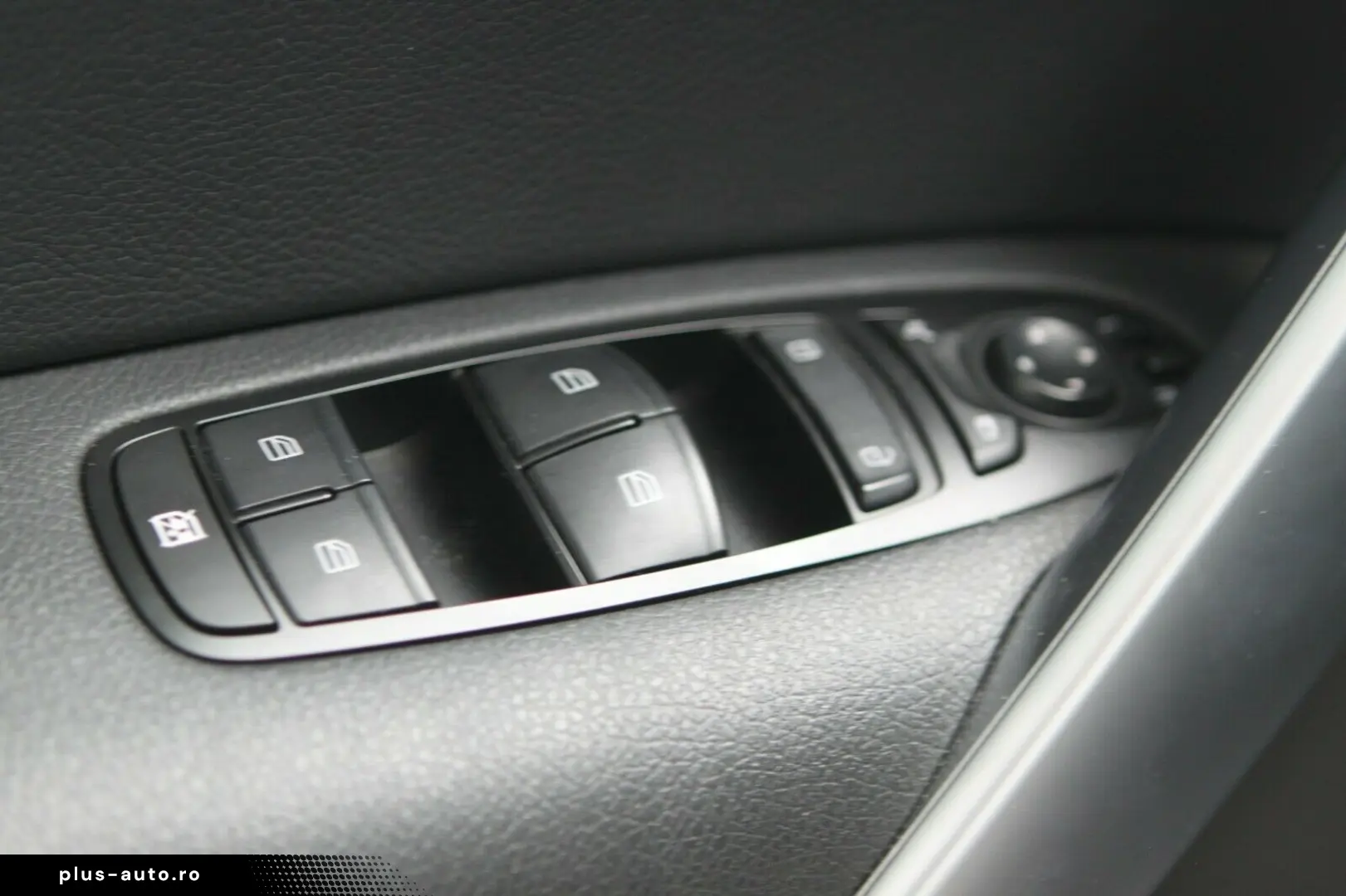 ANDERE X 250 d Aut. PowerEdt. DELTA 4x4 Navi Leder LED