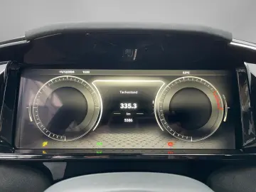 ASTON MARTIN Vantage V8 MY25