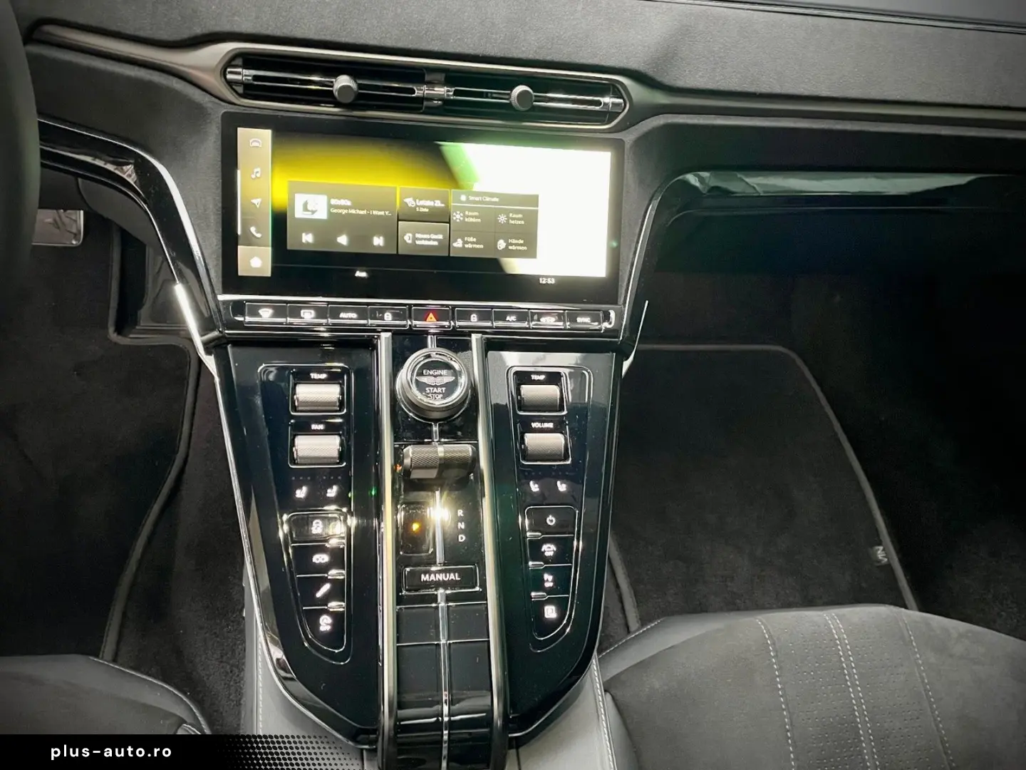 ASTON MARTIN Vantage V8 MY25