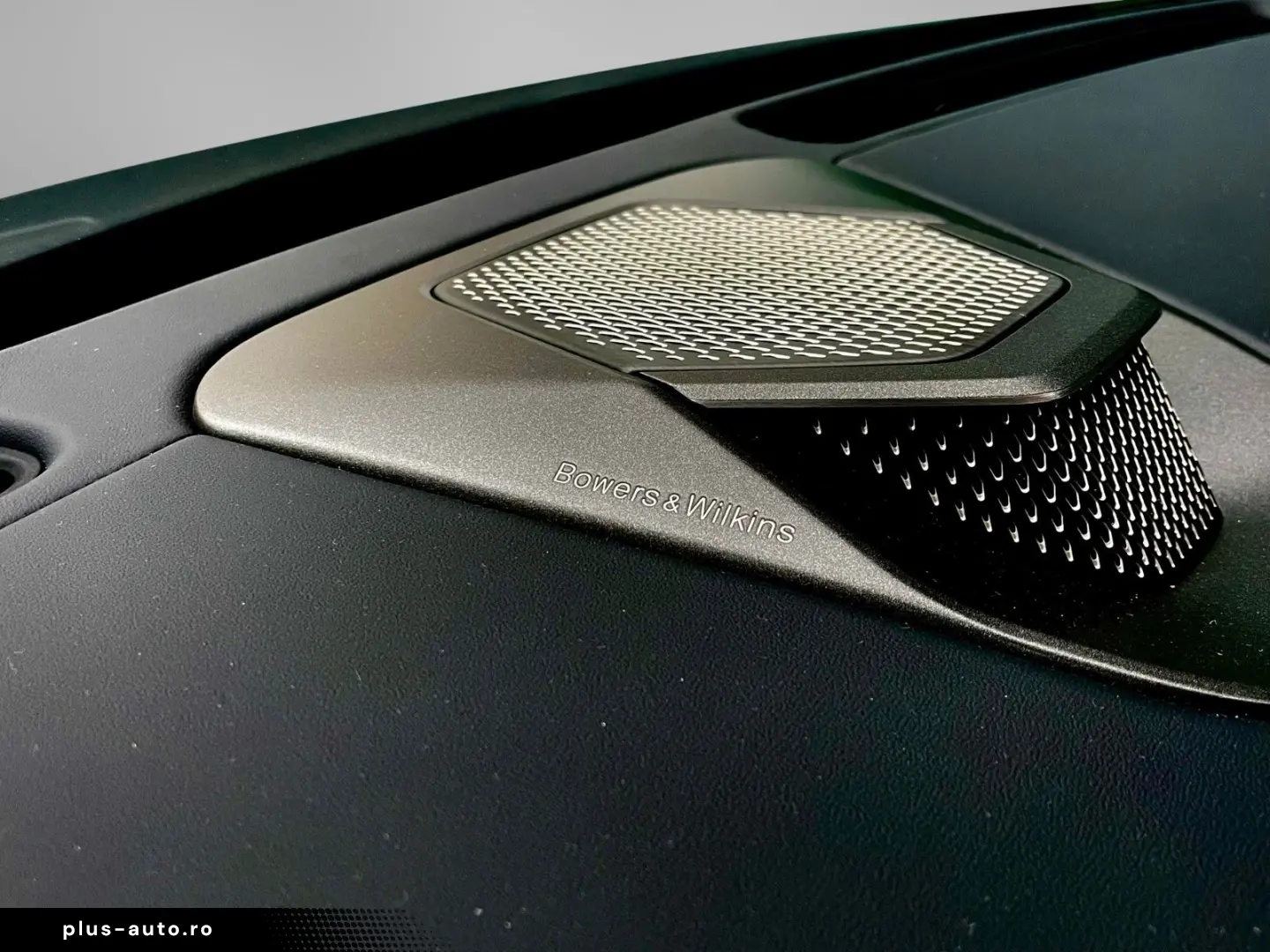 ASTON MARTIN Vantage V8 MY25