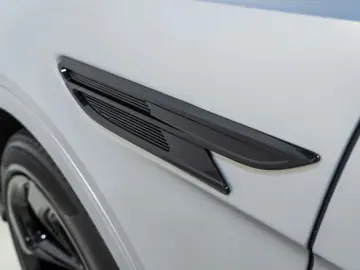 BENTLEY Bentayga S V8 Black Edition   Bentley Nürnberg