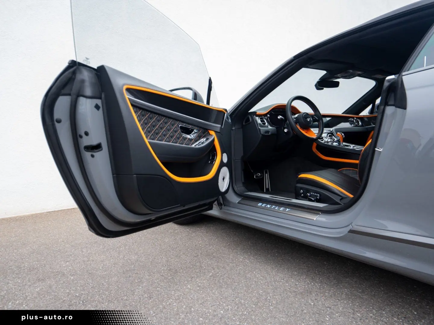 BENTLEY Continental GTC Speed W12  Naim