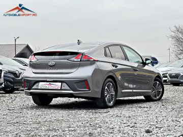 Hyundai IONIQ STYLE 1.6 Plug-In Hybrid