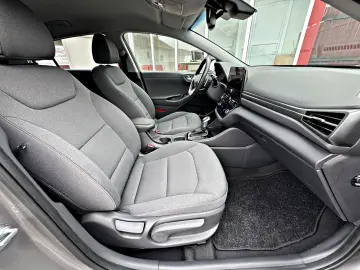 Hyundai IONIQ STYLE 1.6 Plug-In Hybrid