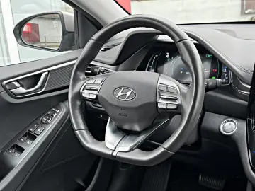Hyundai IONIQ STYLE 1.6 Plug-In Hybrid