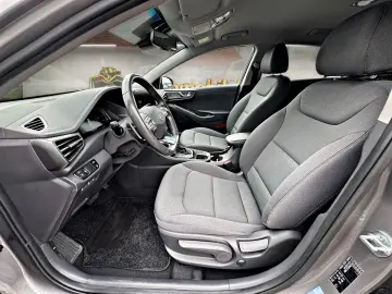 Hyundai IONIQ STYLE 1.6 Plug-In Hybrid