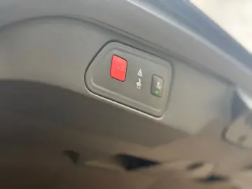 PEUGEOT 3008 GT Line 1.5 HDI Memory Pano Massage 360 Kam