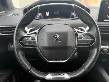 PEUGEOT 3008 GT Line 1.5 HDI Memory Pano Massage 360 Kam