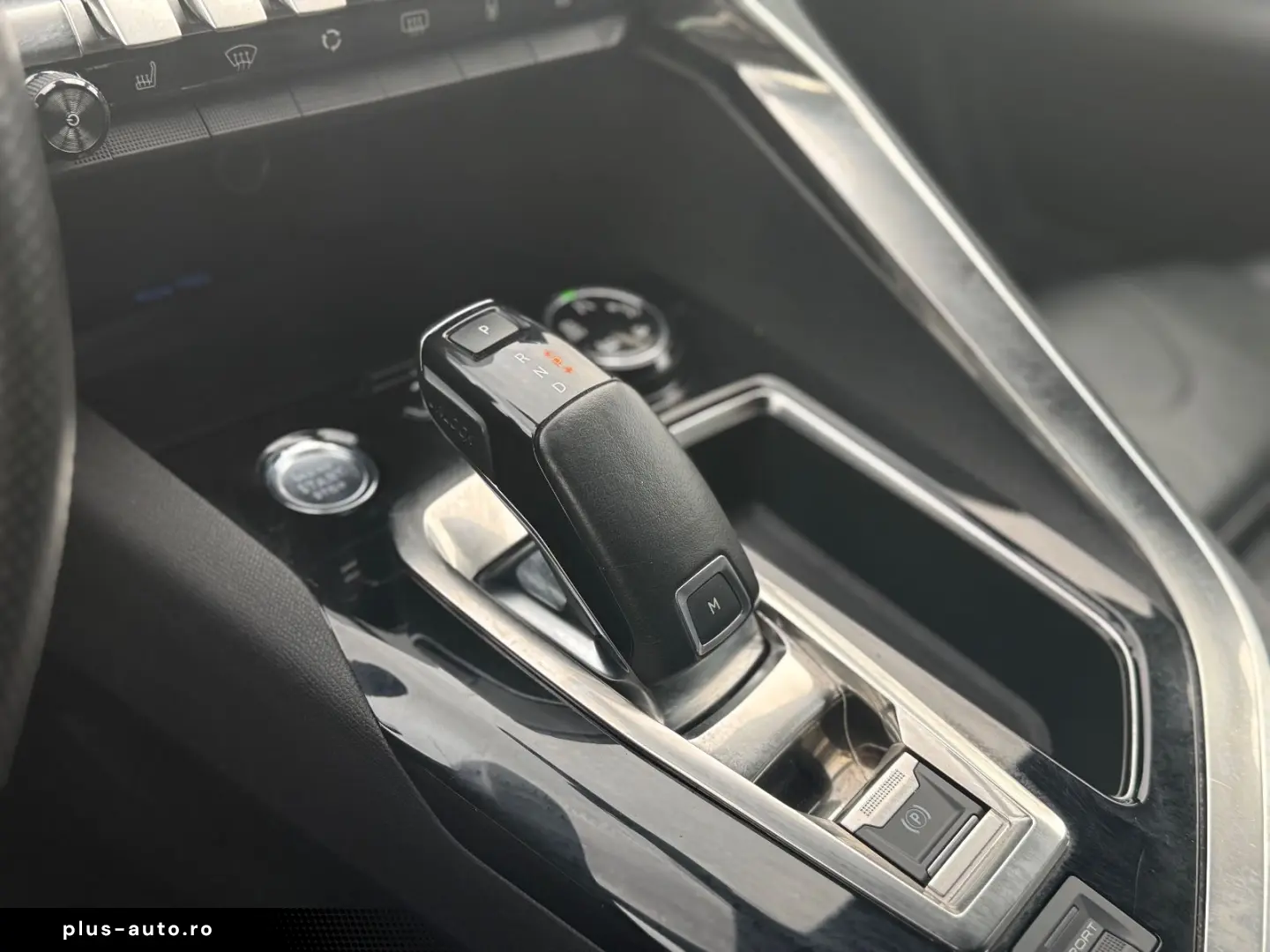 PEUGEOT 3008 GT Line 1.5 HDI Memory Pano Massage 360 Kam