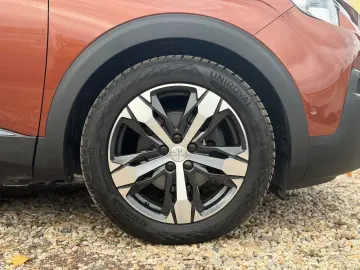 PEUGEOT 3008 GT Line 1.5 HDI Memory Pano Massage 360 Kam