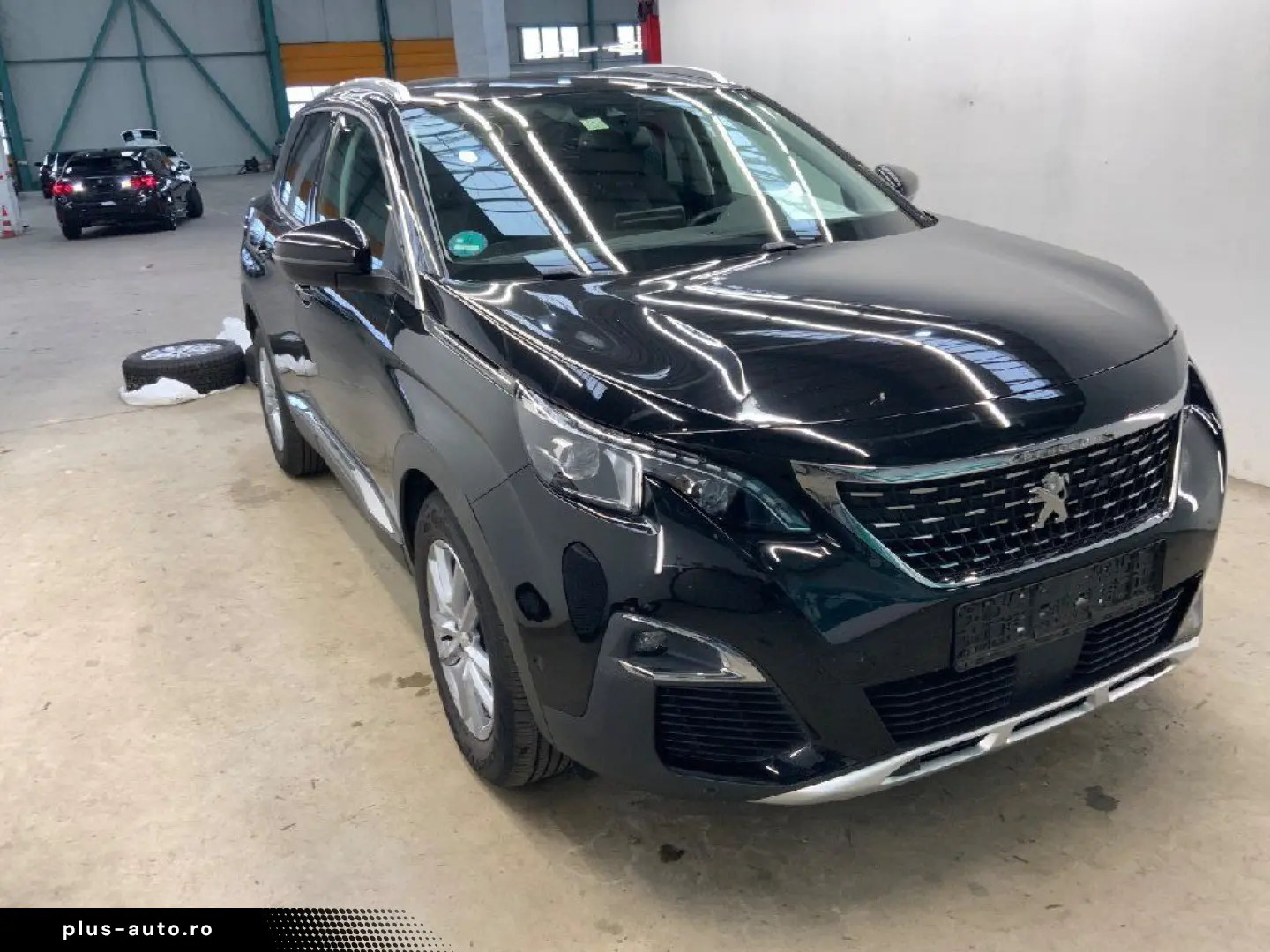 PEUGEOT 3008 1.5 BlueHDi 130 All. Business BLIS Key