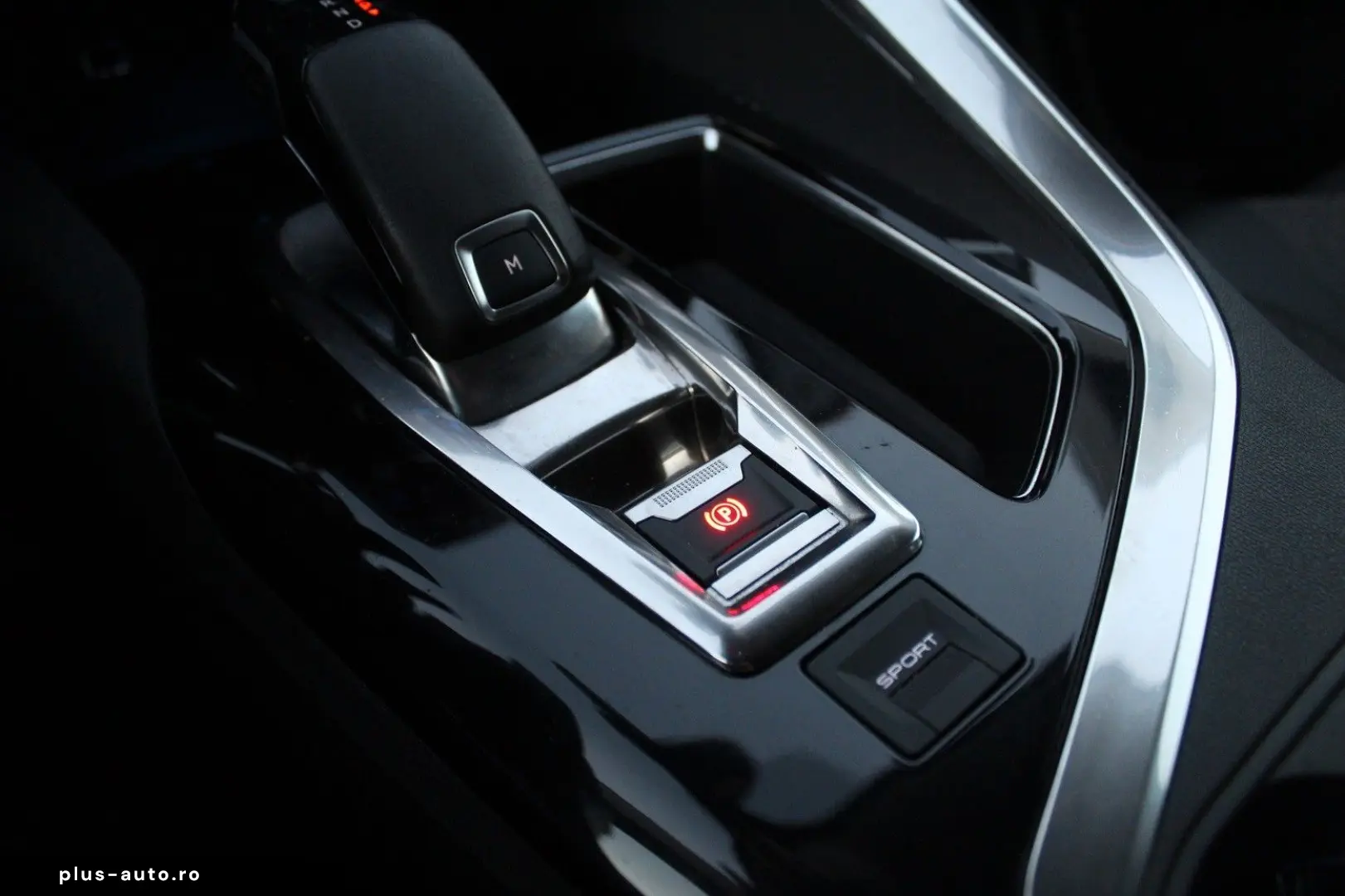 PEUGEOT 3008 Allure 1.5D NAVI LED SHZ PDC T-LEDER TEMPO