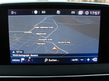 PEUGEOT 3008 Allure 1.5D NAVI LED SHZ PDC T-LEDER TEMPO