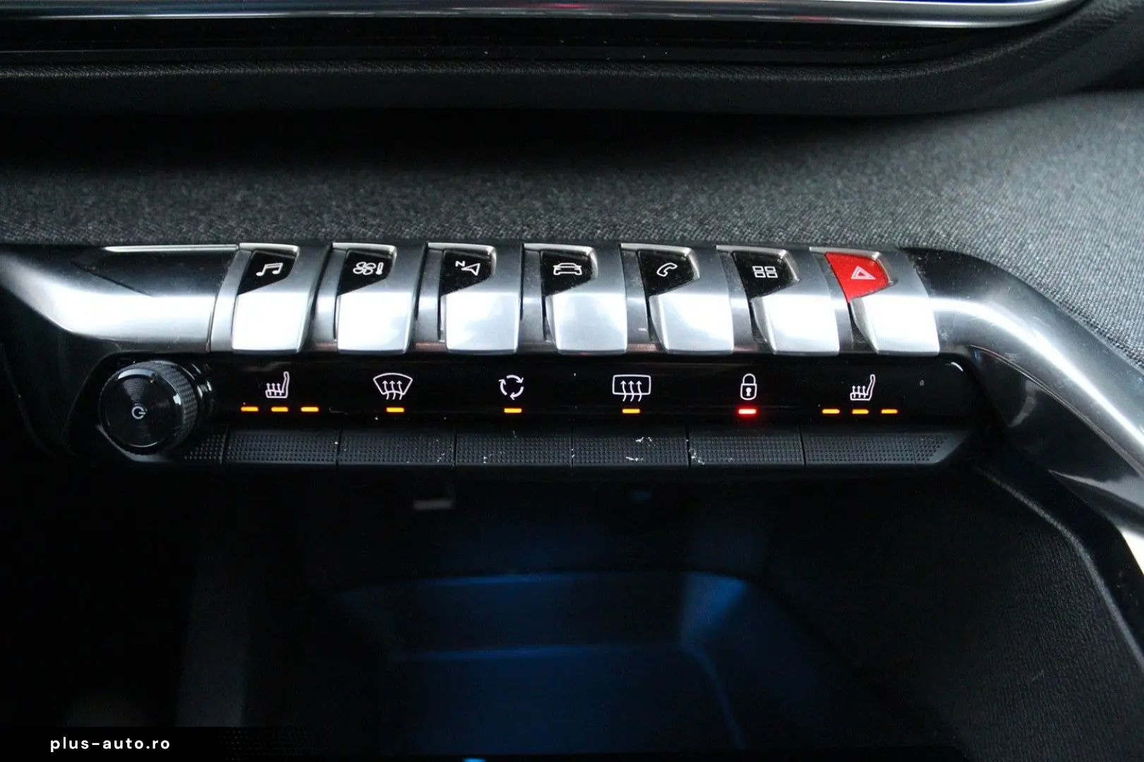 PEUGEOT 3008 Allure 1.5D NAVI LED SHZ PDC T-LEDER TEMPO