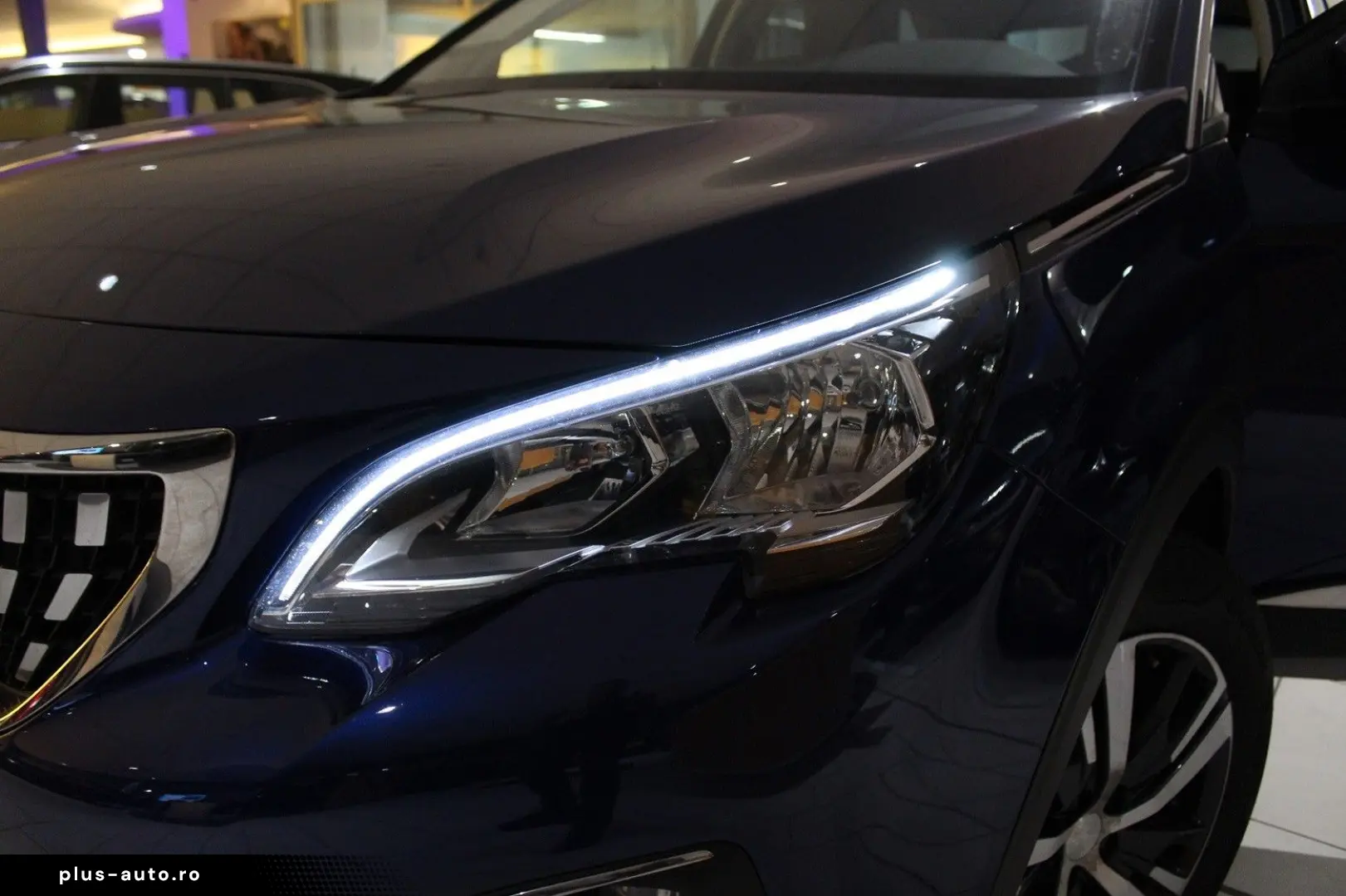 PEUGEOT 3008 Allure 1.5D NAVI LED SHZ PDC T-LEDER TEMPO